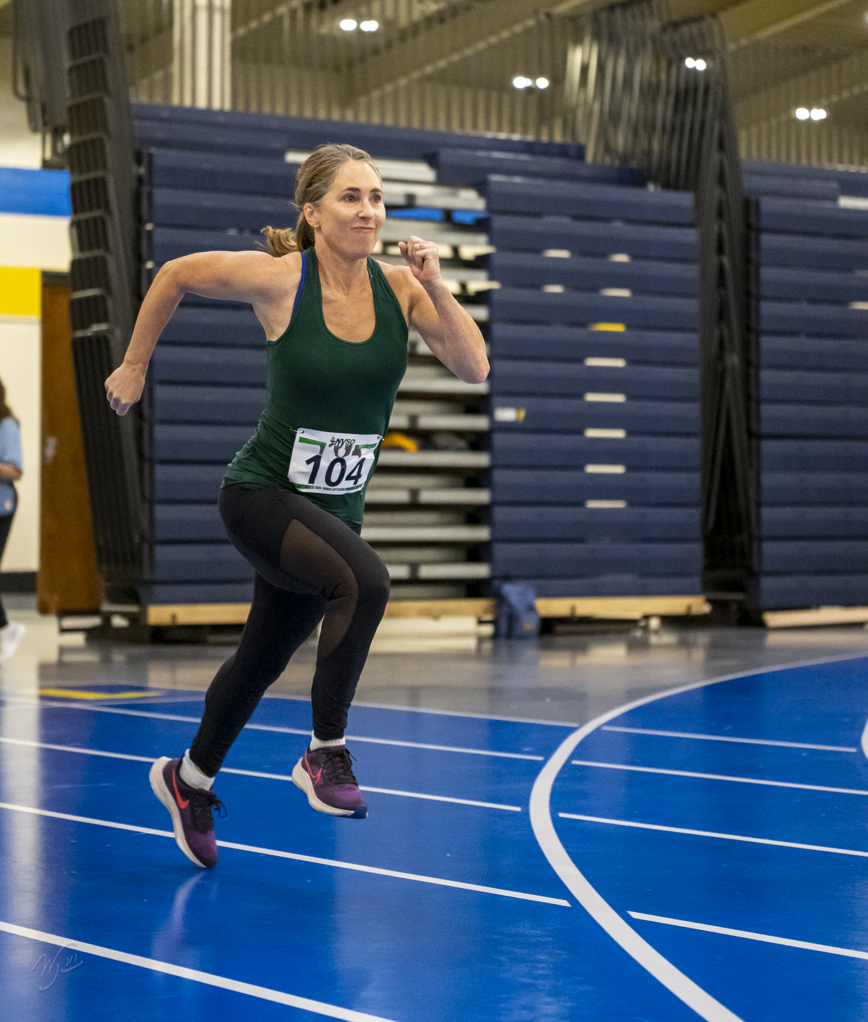 Woman sprinter.
